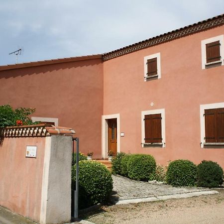 Villa Le Patio à Parentignat Extérieur photo